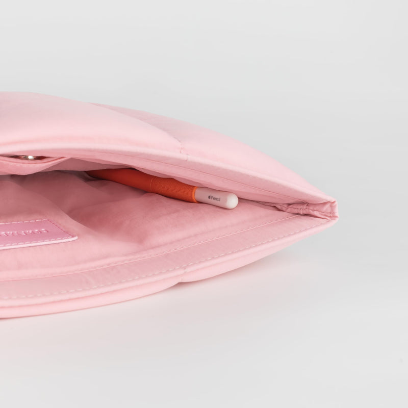 Comfyable Puffy 9-11 Inch Tablet Sleeve Bag Compatible for 11 Inch iPad Pro M4, iPad Air M3 2025 with Magic Keyboard, Quilted Puffer Tablet Carrying Case for Women Men, Pink