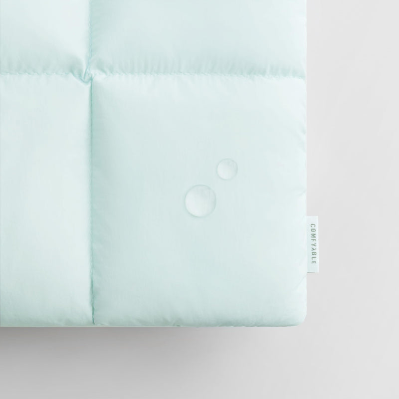 Puffy Tablet Sleeve 7-8 Inch Compatible for iPad mini 7 2024 A17 Pro, Mini 6 2021 A15, Quilted Puffer Tablet Carrying Case for Women Men, ice blue