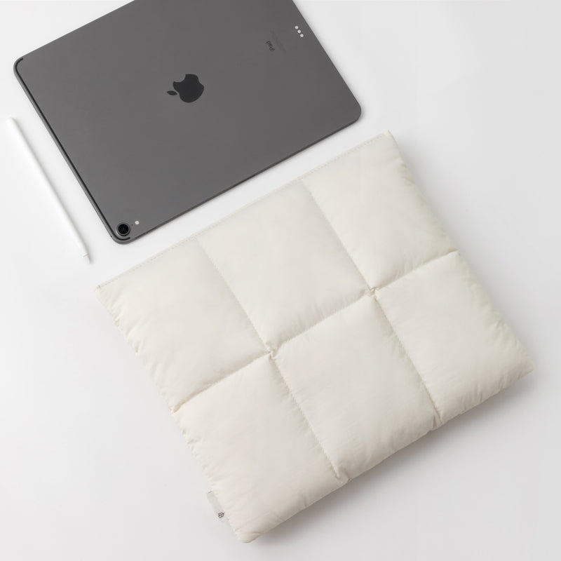 Puffy Tablet Sleeve Bag for iPad Pro 13 Inch /12.9 Inch & iPad Air 13 Inch M4 M3 M2 , Quilted Puffer Puff Tablet Carrying Case, Pillow Case for iPad Pro M4 M2 M1 2024-2018 with Magic Keyboard