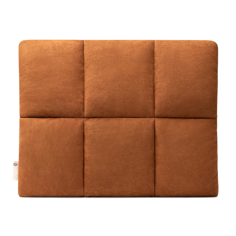 Puffy Laptop Sleeve 13 14 15 Inch for Women, Compatible with MacBook Air & MacBook Pro M4 M3 2025, Soft Fluffy Plush Furry Sherpa Pillow Case for Computer, Christmas Gift