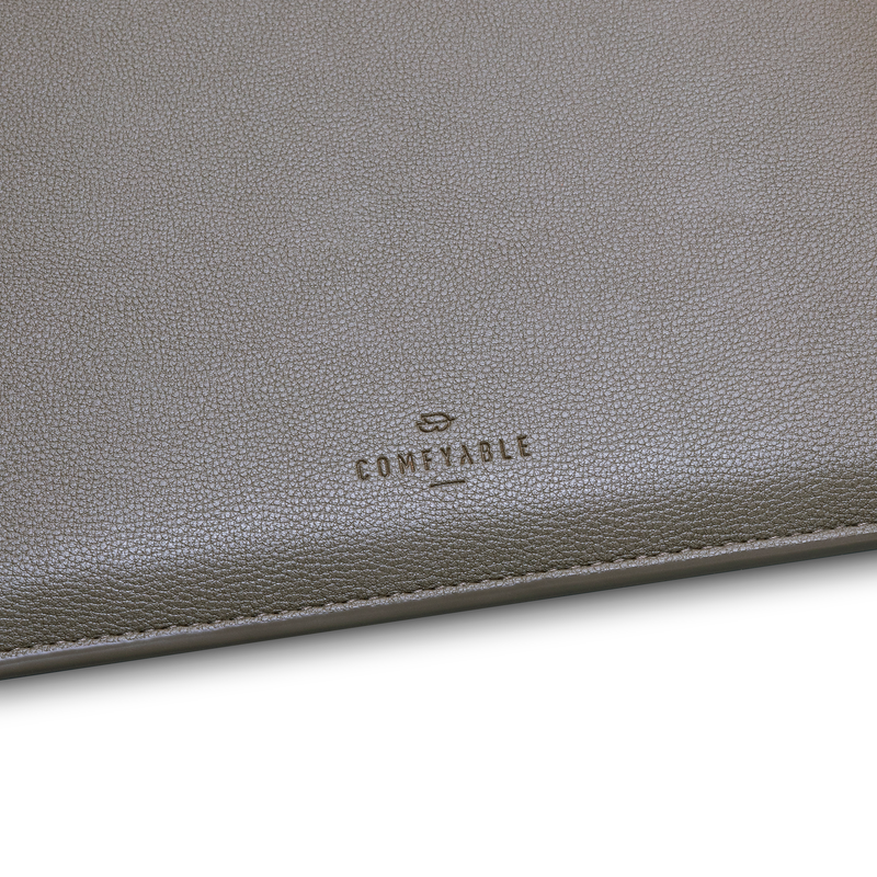 Gucci sales macbook sleeve