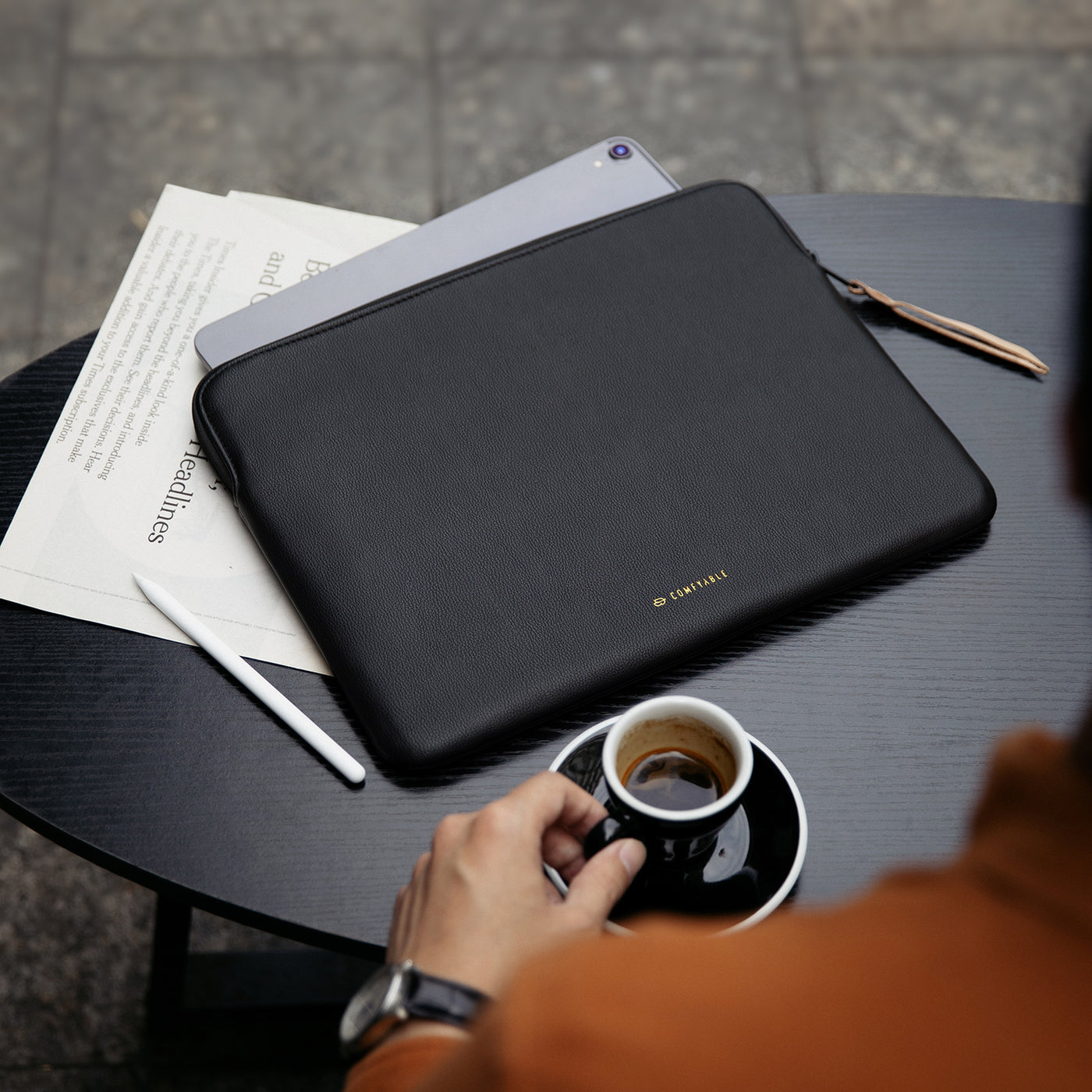 Comfyable Tablethoes Compatibel met iPad Air 11 M3 2025, iPad Pro 11 Inch M5 2025 & Smart/Magic Keyboard met Potloodhouder - PU Lederen Tas Waterbestendig Slim Case - Midnight Blue Comfyable Tablethoes Compatibel met iPad Air 11 M3 2025, iPad Pro 11 Inch M5 2025 & Smart/Magic Keyboard met Potloodhouder - PU Lederen Tas Waterbestendig Slim Case - Midnight Blue